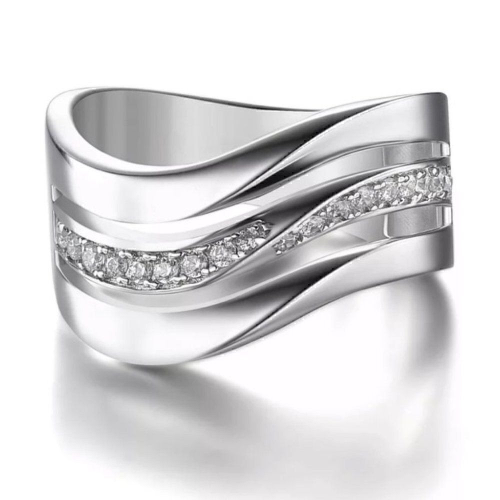 STERLING SILVER GEOMETRIC WAVY DIAMOND RING
